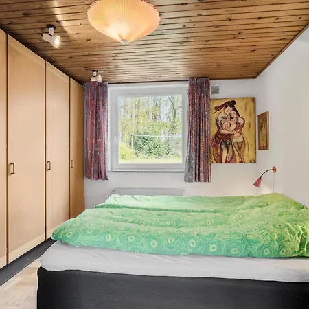 בית נופש Lovely In *