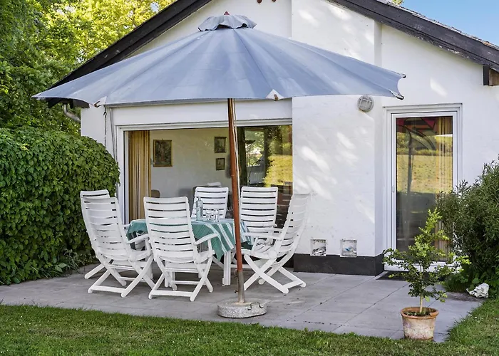 Holiday home Lovely In *